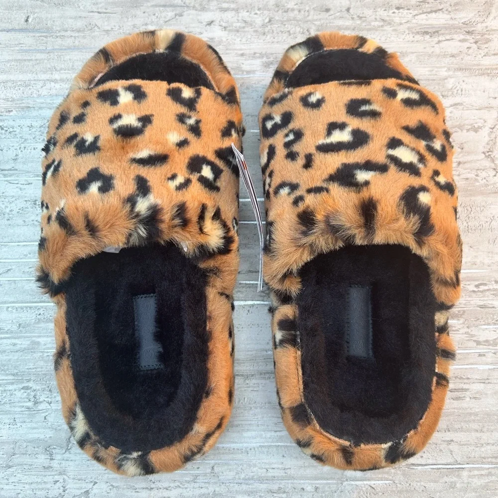 CROCS brand new